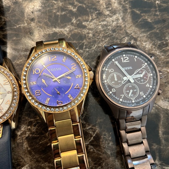 14 DESIGNER WATCHES BUNDLE! - Picture 2 of 8